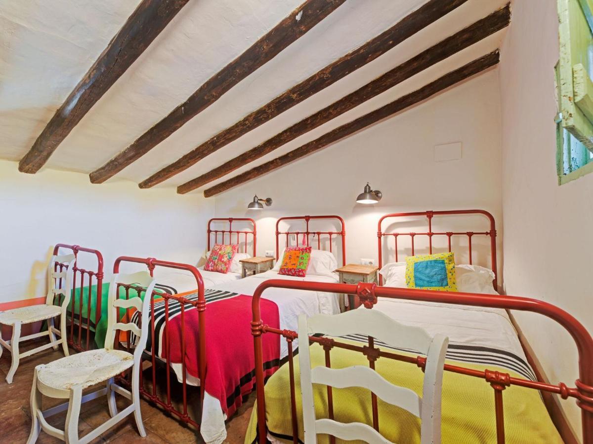 Lively Holiday Home In Fraga With Private Pool Luaran gambar