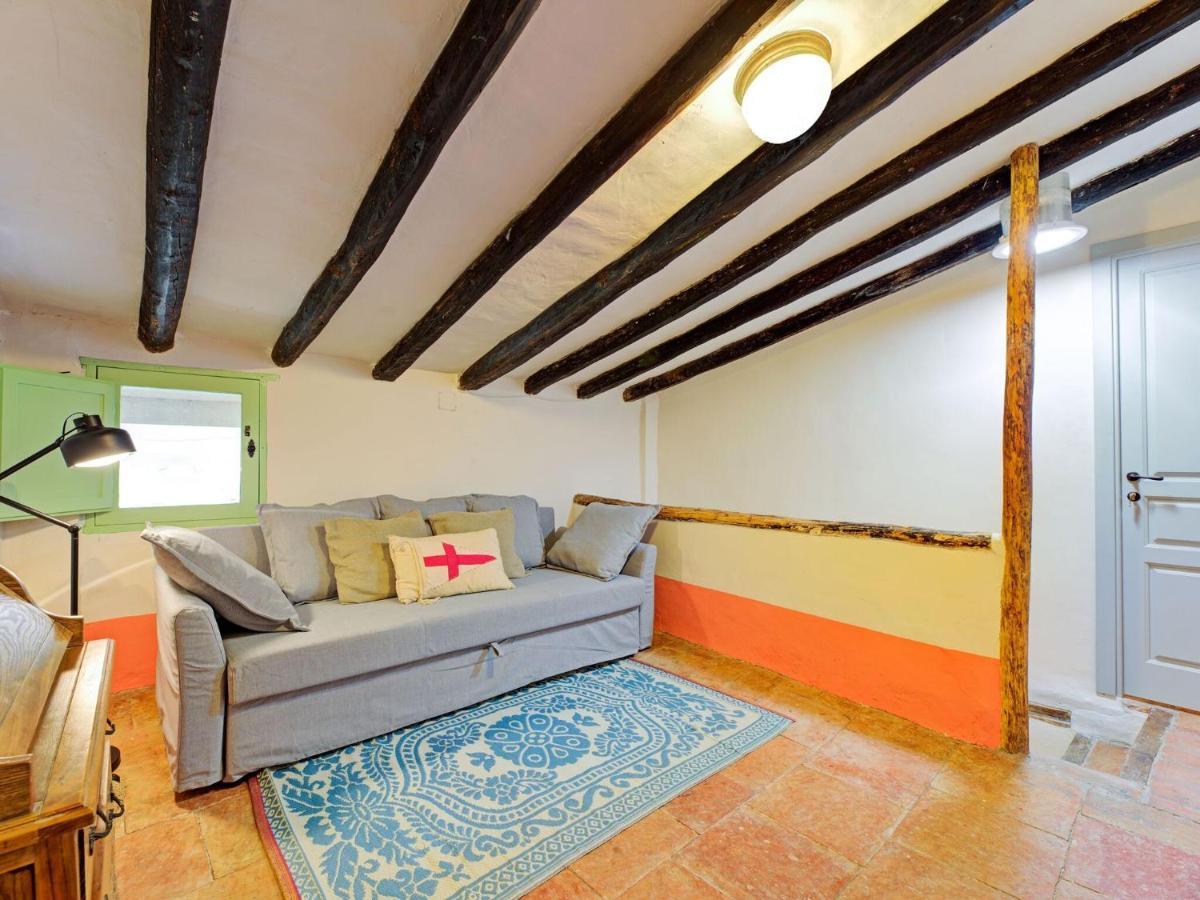 Lively Holiday Home In Fraga With Private Pool Luaran gambar